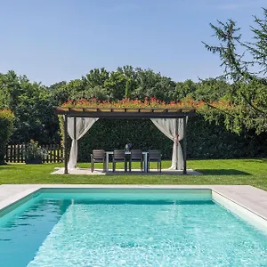 villa-sissi-arliano.it-tuscanyhotel.com/